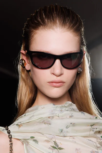 Look 28